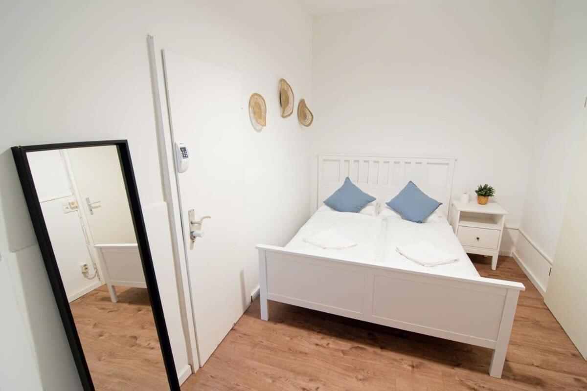 Great Three Bedroom Apartment Hamburk Exteriér fotografie